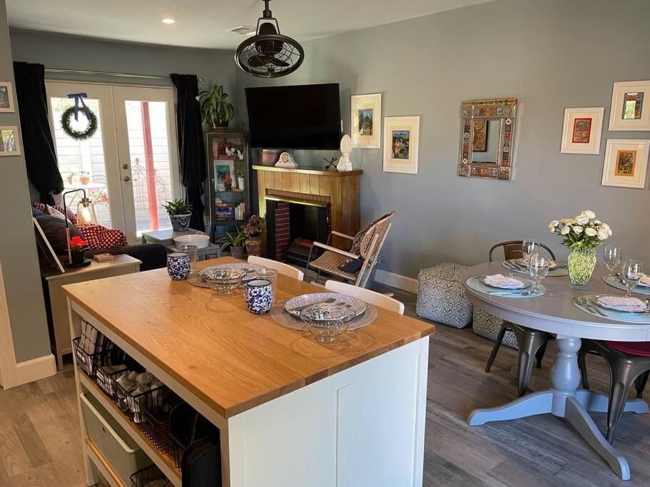 Encanto Cactus Flower Casita 피닉스 외부 사진